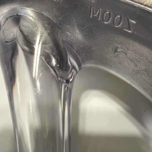 🌸 LOVERS LANE 🌸
SIGNATURE COLLECTION
SEXY- 7 INCH PUMP
SILVER GLITTER - Picture 4 of 10